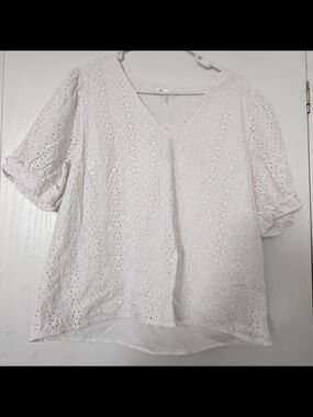 Draper James White Eyelet Puff Sleeve Top V Neck, Cottagecore, Sz XL